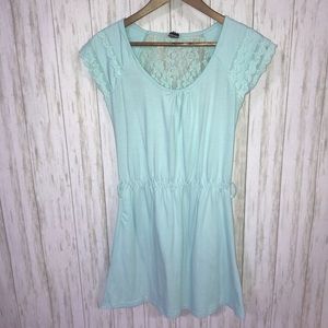 🍋 Poof! Lace detail dress Large